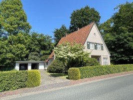 Hauptbild Stadtvilla im Zentrum von Westerstede!